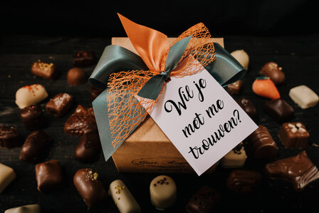 Doosje pralines 500 gr &quot;Wil je met me trouwen&quot;